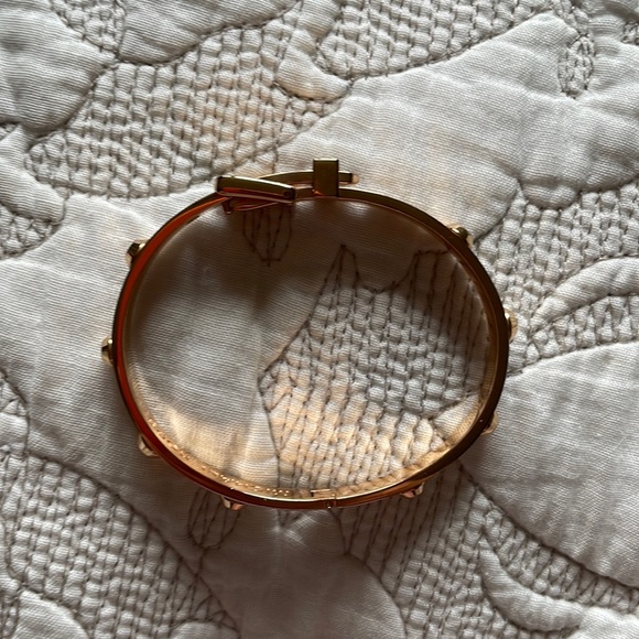 Michael Kors rose gold buckle bracelet - Picture 2 of 8